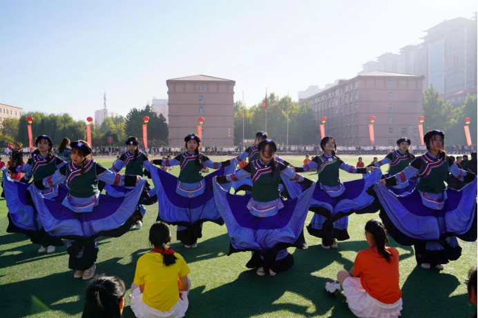 一起動感青春!保定理工學院2023年秋季運動會圓滿閉幕