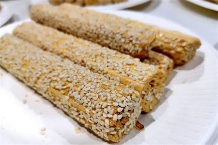 “小年小年，好運連連”——保定理工學院藝術學院傳統節日之小年