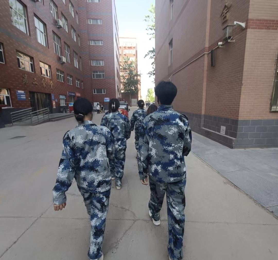 愛國衛生月｜助力創城 管理學子在行動！