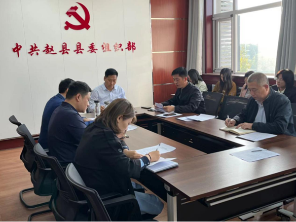 榜樣引領|保定理工學院|管理學院|我院優秀畢業生修靜文、修靜雅雙胞胎姐妹“神同步”逆襲，比肩上岸