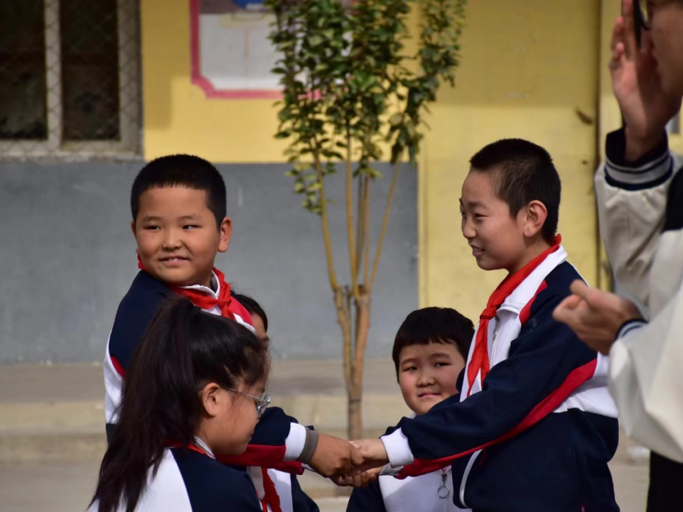 勇擔時代使命，傳遞教育力量——鄭家莊小學支教活動