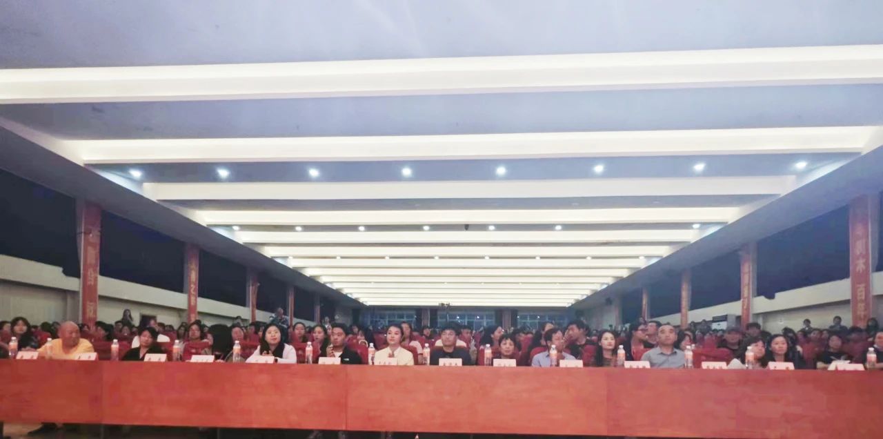 以“實踐”賦能 涵養(yǎng)優(yōu)秀學(xué)風(fēng)——“賡續(xù)教育初心 踔厲奮發(fā)向未來”2023學(xué)年實習(xí)表彰大會圓滿結(jié)束