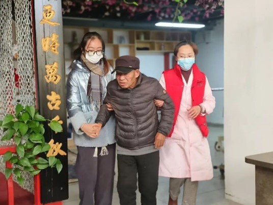 “揚愛老美德，獻志愿精神”志愿服務慰問活動圓滿結束