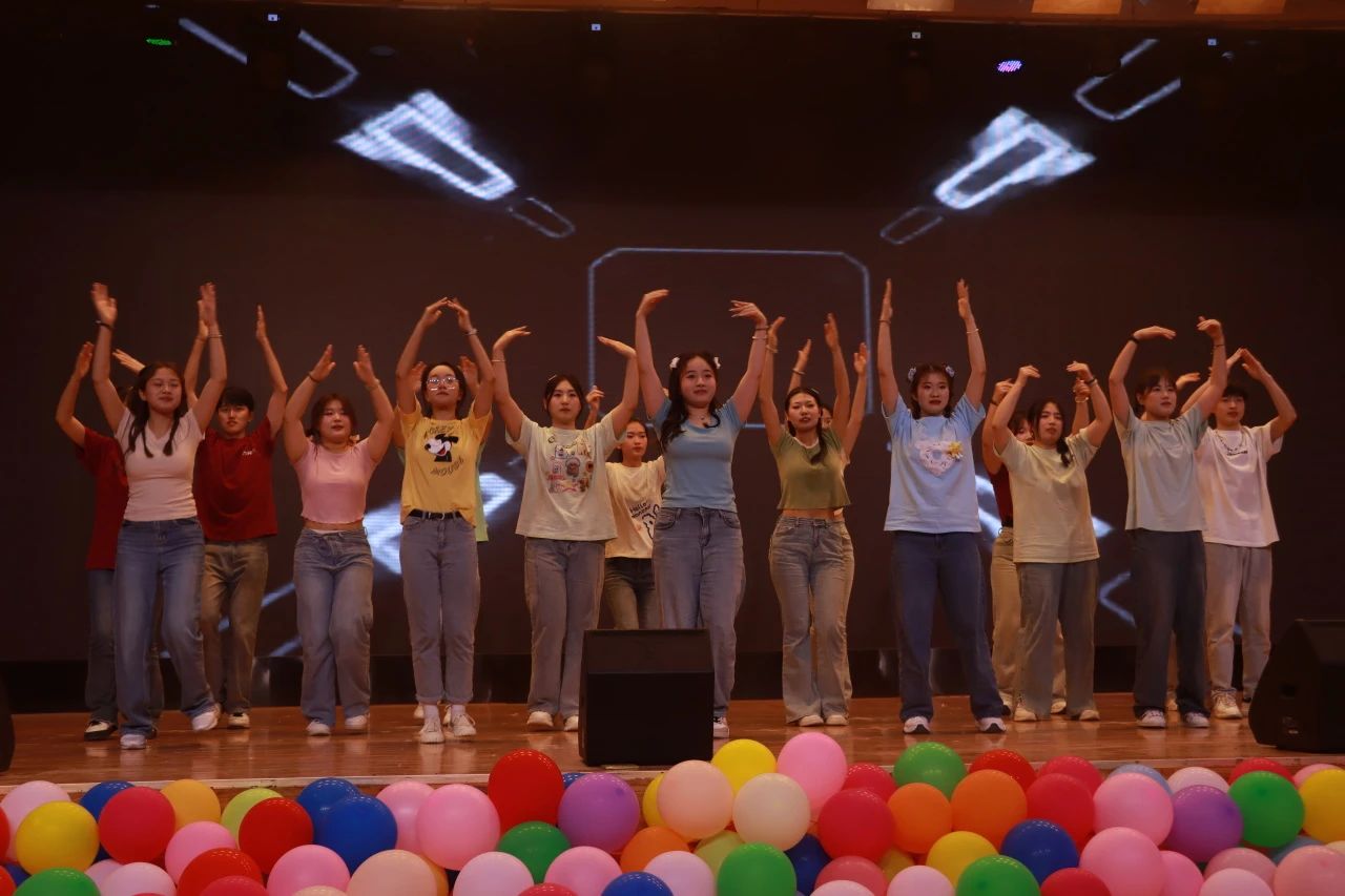 以“實踐”賦能 涵養(yǎng)優(yōu)秀學(xué)風(fēng)——“賡續(xù)教育初心 踔厲奮發(fā)向未來”2023學(xué)年實習(xí)表彰大會圓滿結(jié)束