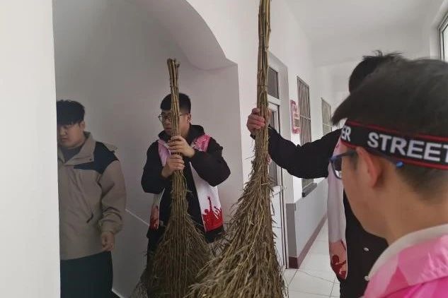 志愿于心，服務于行