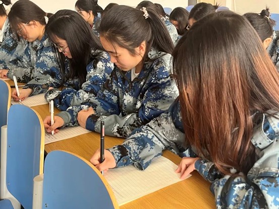 國家安全，人人有責(zé)教育學(xué)院開展“全民國家安全教育日”主題教育活動