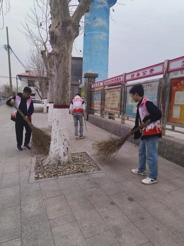 志愿于心，服務于行