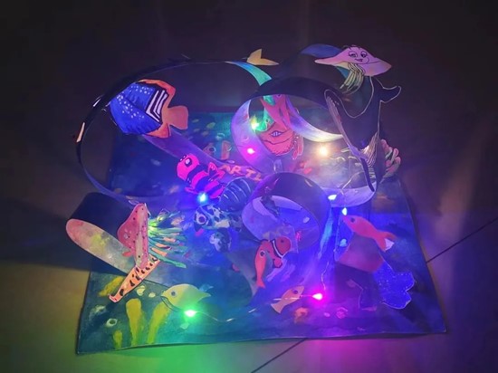 美育如光，熹微朝陽