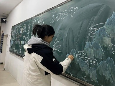 【教育·教學】黑板定格美好，寄語傳遞深情