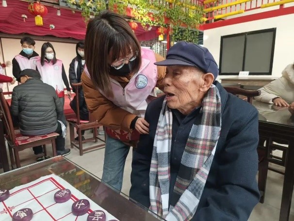 “揚愛老美德，獻志愿精神”志愿服務慰問活動圓滿結束