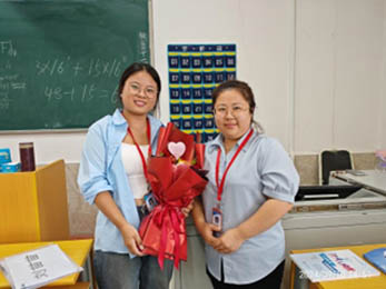 月滿中秋,師恩難忘|信工學院開展“感師恩，迎中秋”主題活動