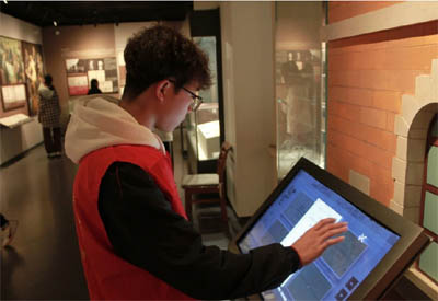 “緬懷先烈，啟迪未來”|信工學院組織參觀留法勤工儉學運動紀念館