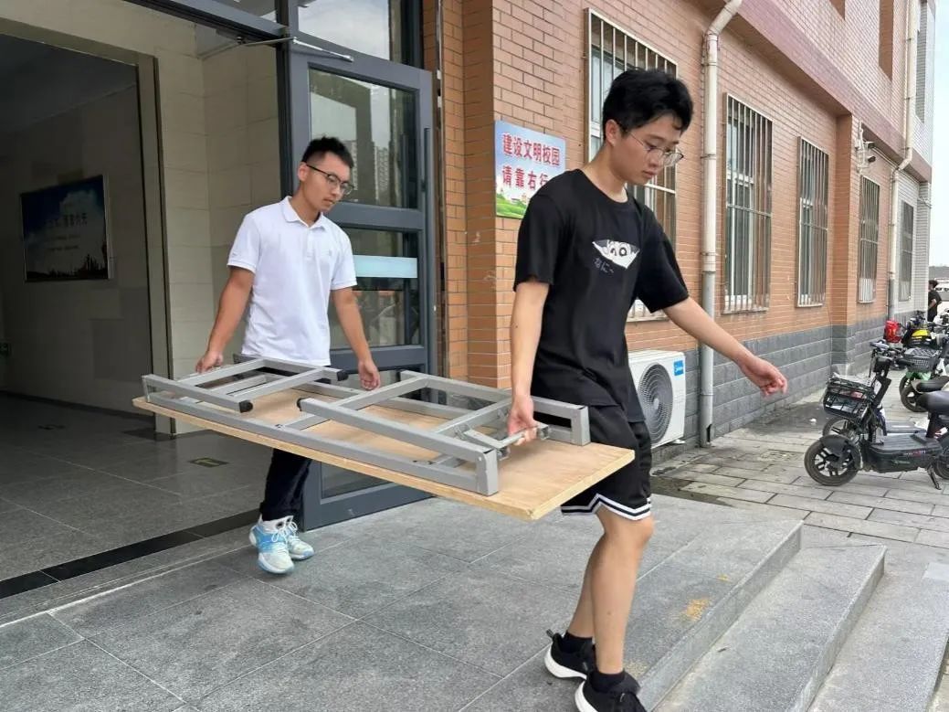 我為同學做實事 | 教育學院“以‘心’迎‘新’，‘育’你相遇”