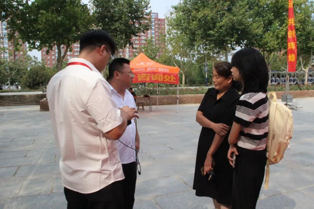 會計學院“攜手同行，實時暖心”