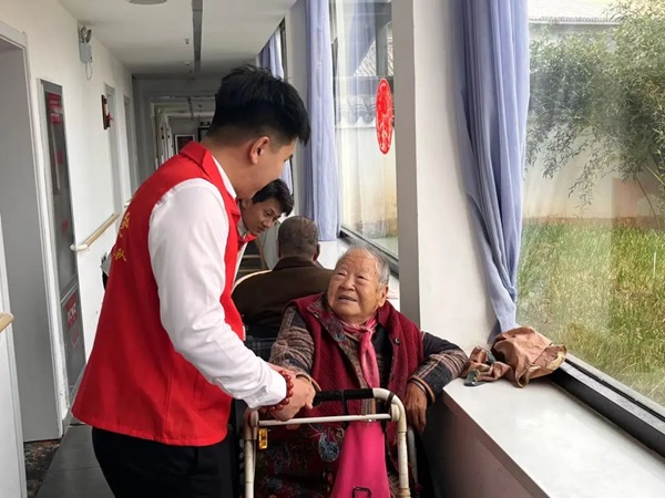 孝老敬老｜保定理工學院｜管理學院｜傳承孝老情 志愿暖人心——善孝居老年服務中心志愿服務