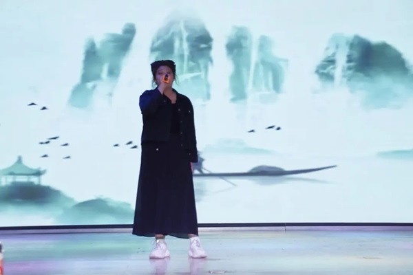 新生風采|保定理工學院|管理學院|“璀璨晚會啟新程，輝煌篇章展未來”新生晚會