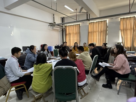 明確專業(yè)特色 優(yōu)化培養(yǎng)方案—— 環(huán)境設(shè)計(jì)教研室開展主題教研活動(dòng)