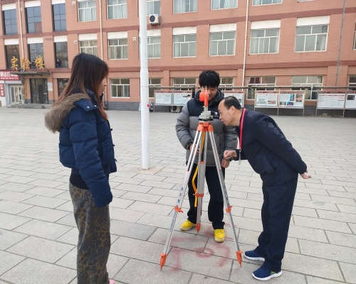 實地丈量  測繪青春