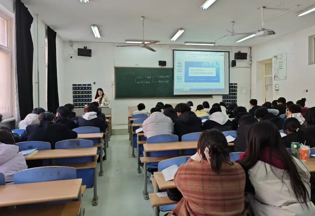 開學首課筑基石，收心鑄夢向未來