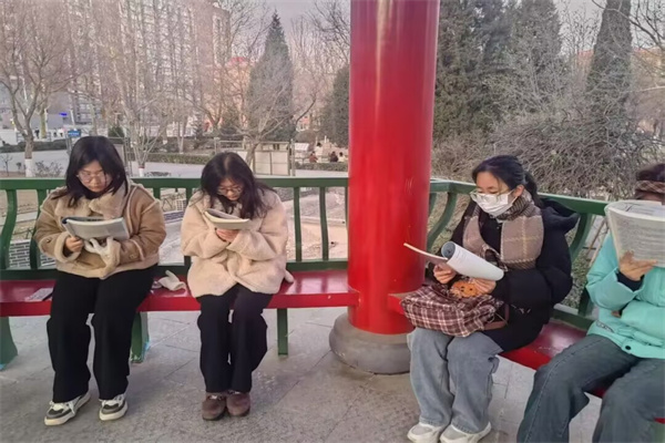 保定理工學院經濟學院：晨讀風尚起，學風建設與養成教育并進