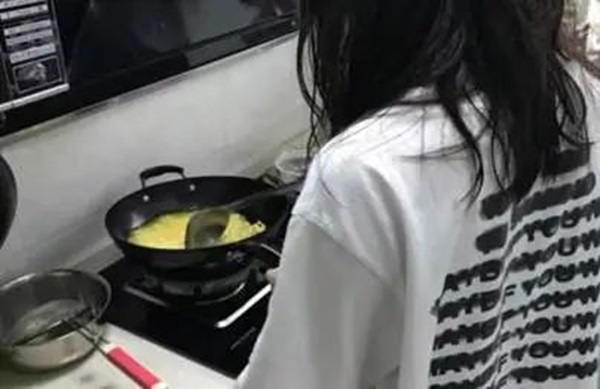 孝老愛親(六)|保定理工學院|管理學院|孝老之行踐于微，愛親之情暖人心