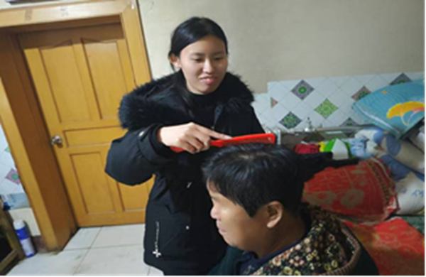 孝老愛親（十）|保定理工學院|管理學院|養成教育潤心田，孝老愛親踐于行