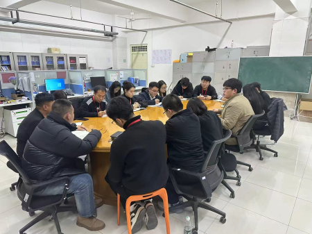 聚焦細則解讀 點亮學(xué)業(yè)征途 藝術(shù)學(xué)院學(xué)工隊伍組織學(xué)習(xí)學(xué)位授予工作實施細則活動