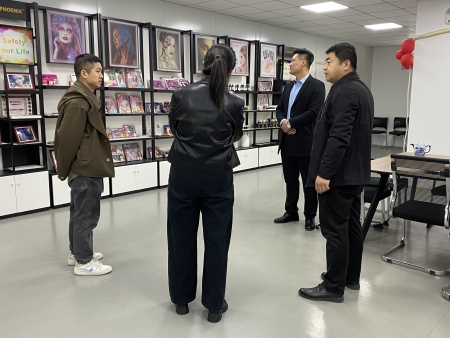 訪企拓崗搭橋梁 校企合作促發(fā)展