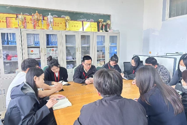 精準溝通，筑夢成長——輔導員談心談話培訓會