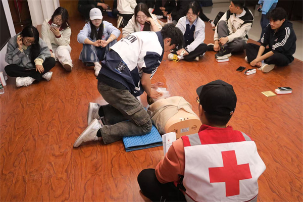 保定市紅十字救護員培訓圓滿結束