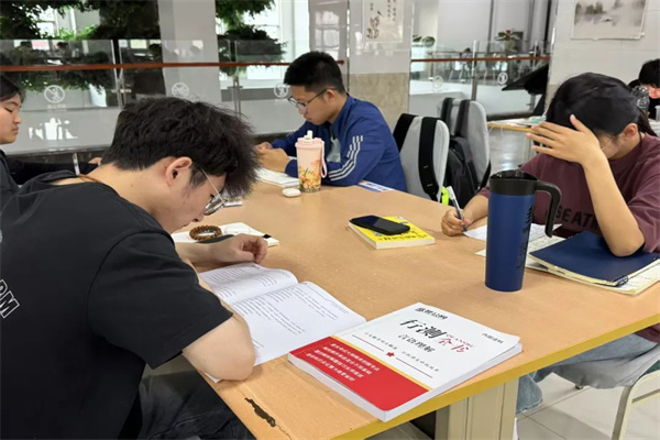 【書香啟智，經韻潤心】春光美如斯，讀書正當時——世界讀書日閱讀活動