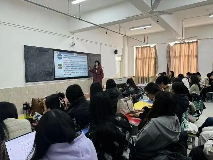 智教啟新程，匠心鑄優(yōu)課