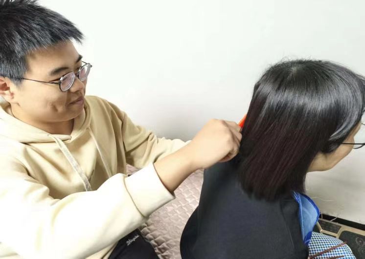 感恩奮進(jìn) ，聚力前行（三）