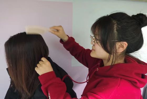 感恩奮進(jìn) ，聚力前行（三）