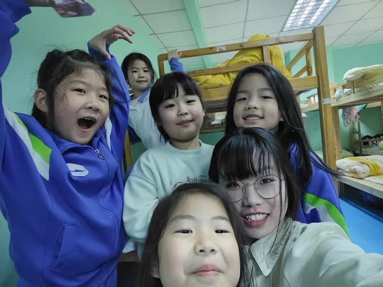 教育學(xué)子愛心護(hù)航 助力走失兒童平安回家——我院學(xué)生暖心救助事跡獲家長致信感謝