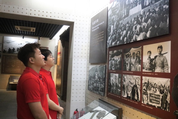 保定理工學院經濟學院開展“行走的大思政課”——走進晉察冀邊區(qū)革命紀念館，踏尋紅色足跡，傳承革命精神