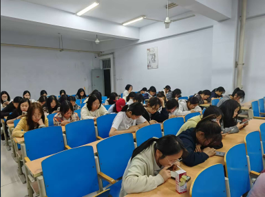 保定理工學(xué)院成功舉辦第五屆“外教社·詞達(dá)人杯”全國大學(xué)生英語詞匯能力大賽