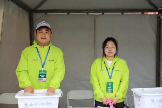 熱血青春助跑未來”——保定理工學(xué)院藝術(shù)學(xué)院志愿者為長城汽車智慧工廠半馬蓄勢添彩