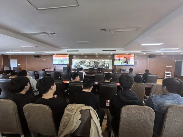 法治大講堂|管理科學與工程學院|組織觀看中國法治實務大講堂直播課