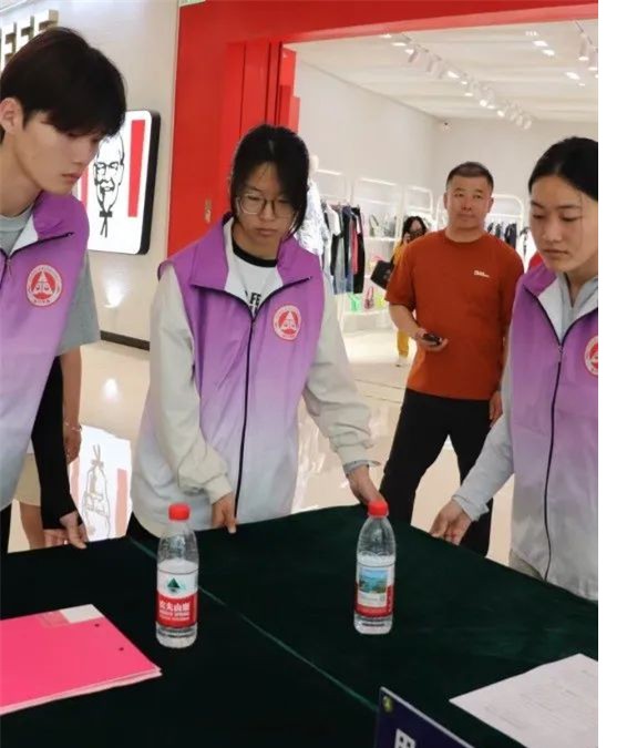 公益活動保定理工學院會計學院青春志愿行，助殘暖人心——保定理工學院會計學院學子為助殘活動注入青春力量