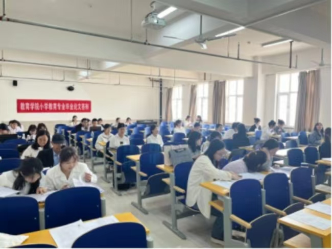 我校全面開展 2025屆畢業論文（設計）答辯巡查工作