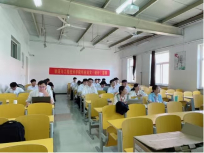 我校全面開展 2025屆畢業論文（設計）答辯巡查工作