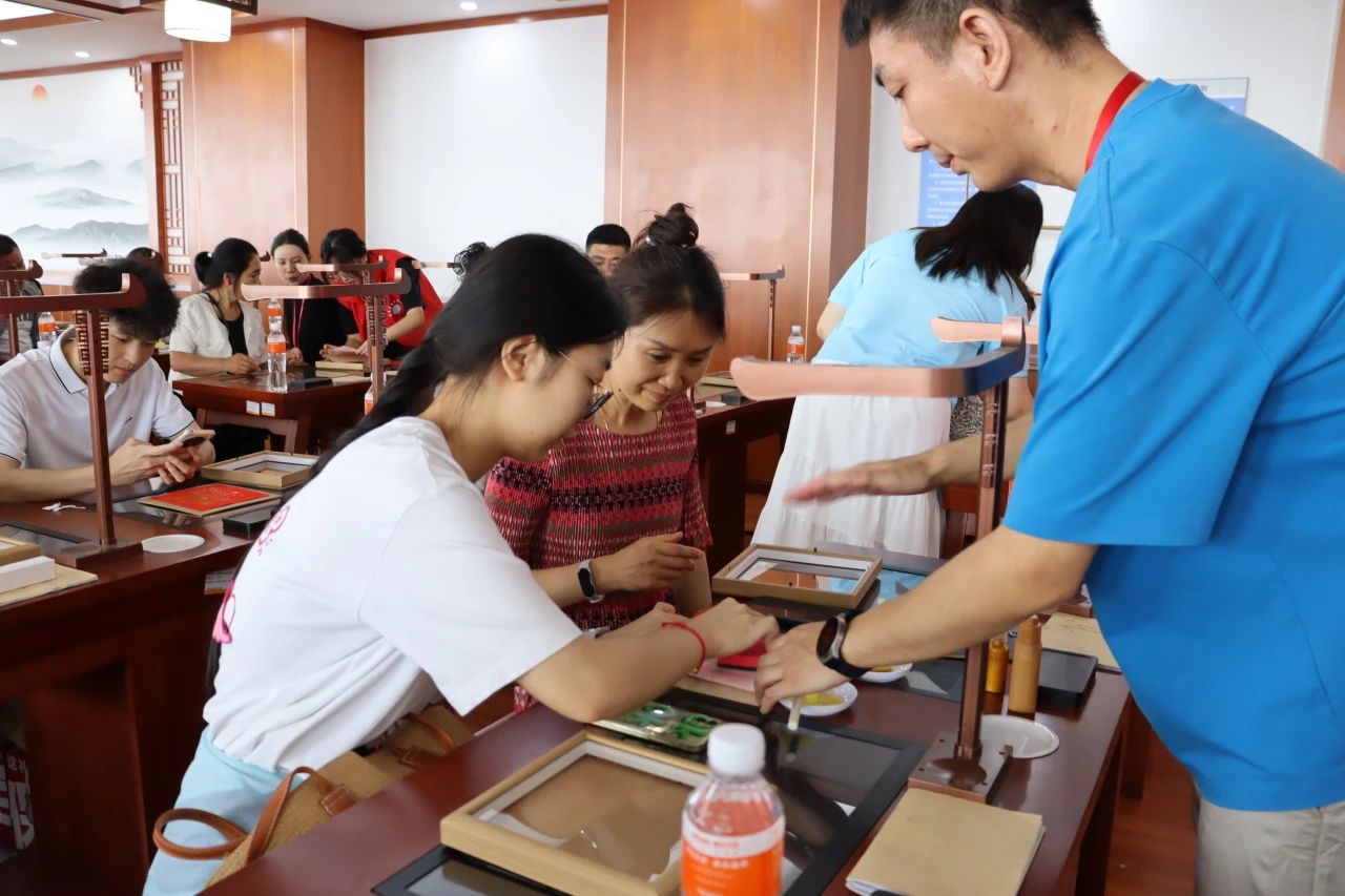 保定理工學院‖教育學院‖遇見未來，共育花開—2025屆教育學院家長接待日圓滿完成