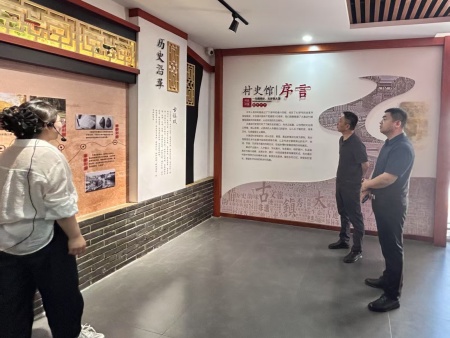 藝術(shù)學(xué)院領(lǐng)導(dǎo)赴大激店音樂(lè)小鎮(zhèn)考察調(diào)研 探索校地合作新路徑