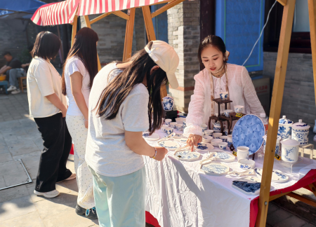 保定理工學(xué)院|淮軍公所 “泥的療愈”非遺陶藝體驗(yàn)活動(dòng) 市民樂(lè)享五一文化假期