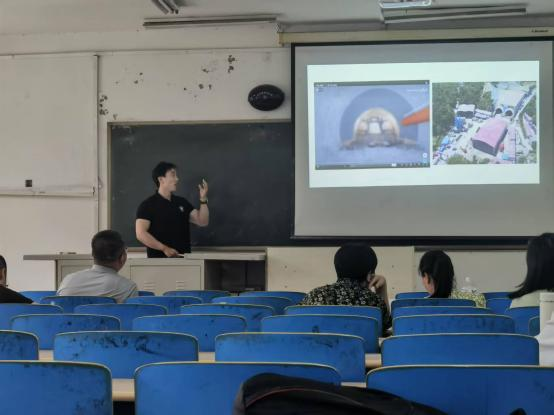 砥礪奮進展風采，凝“新”聚力向未來——學院成功舉辦新教師試講活動