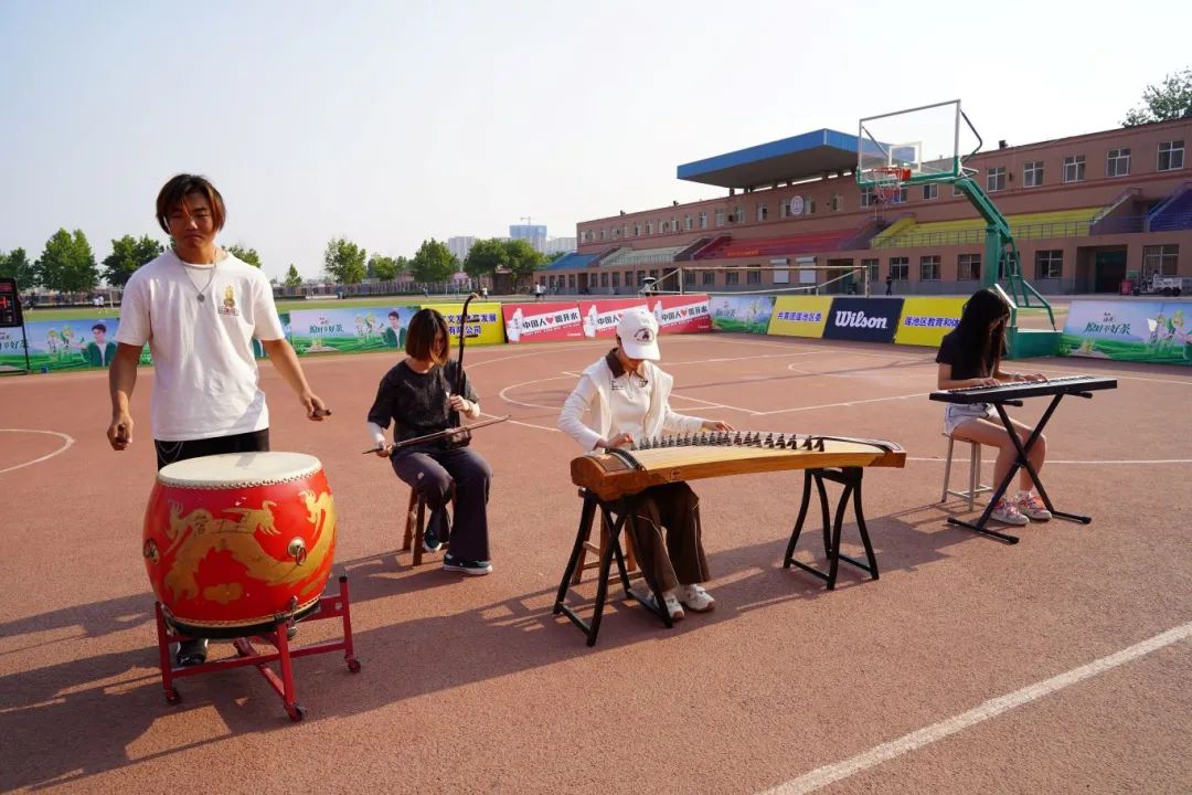 我校男籃凱歌高奏 功成志酬