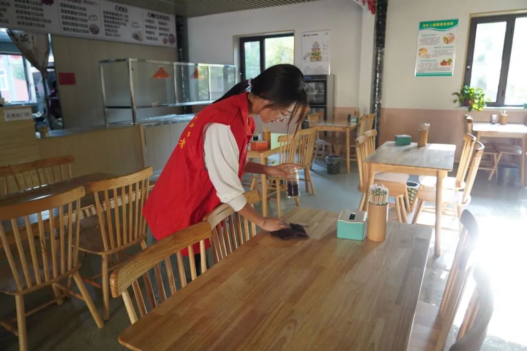 服務進社區 熱情暖人心——南大園社區社會實踐