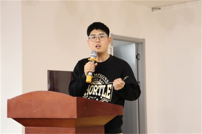 我校優(yōu)秀共產(chǎn)黨員、優(yōu)秀黨務工作者和先進基層黨組織受到上級表彰