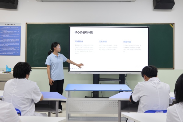 科學家精神進校園———保定理工學院“青科聲宣講團”系列活動（二）
